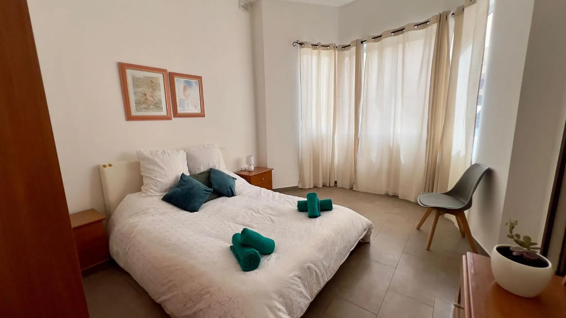 Esperjenza Apartment St Julians Saint Julian's マルタ